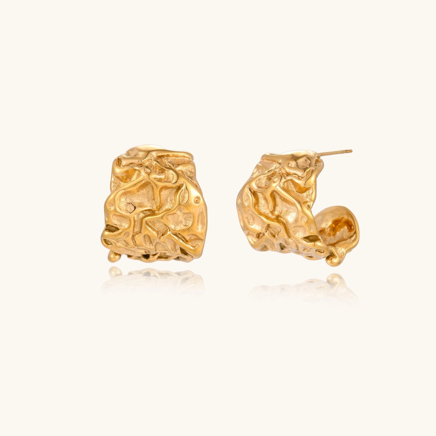 14K Gold Crinkled Stud Earrings – Sculptural Textured Gold Studs
